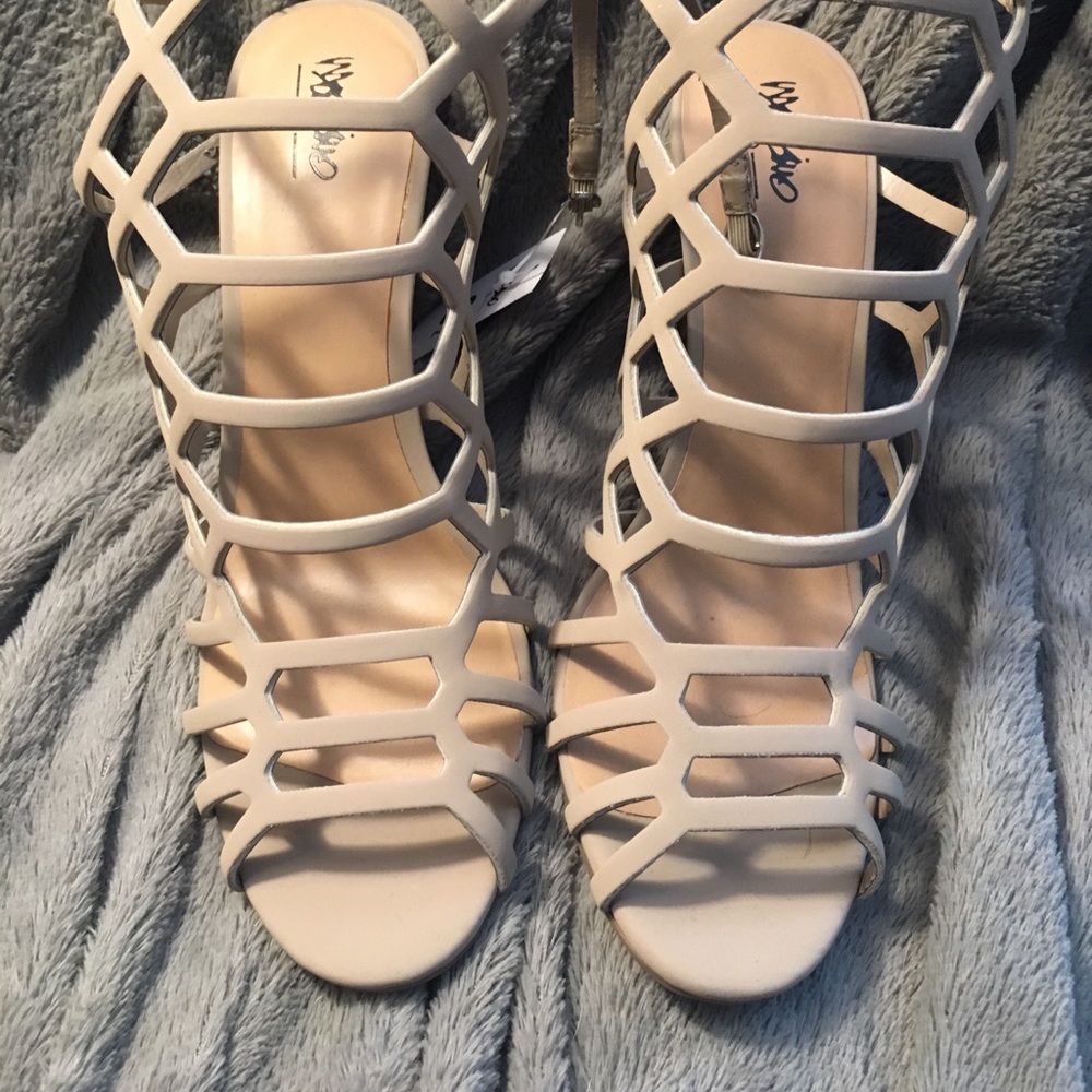 Cream shoes